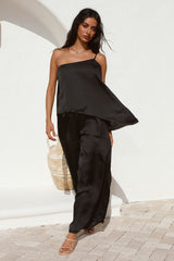 Moving In Crop Top Black